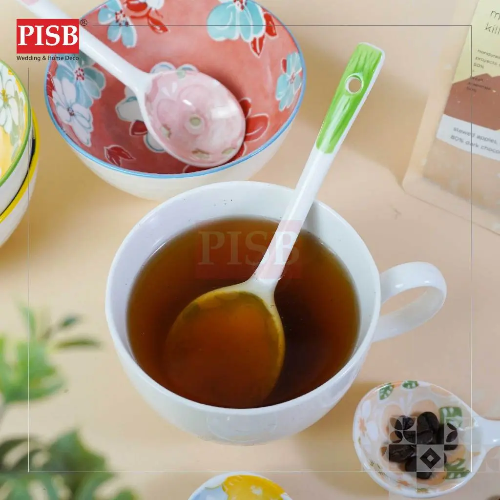 2143 (20Pcs/Box) Souvenir Flower Design Ceramic Spoon With PVC Box Doorgift Sudu Seramik Wedding Gift Spoon (Mix Colour) - Image 7